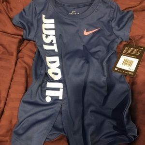 Nike t shirt !!!FIRM